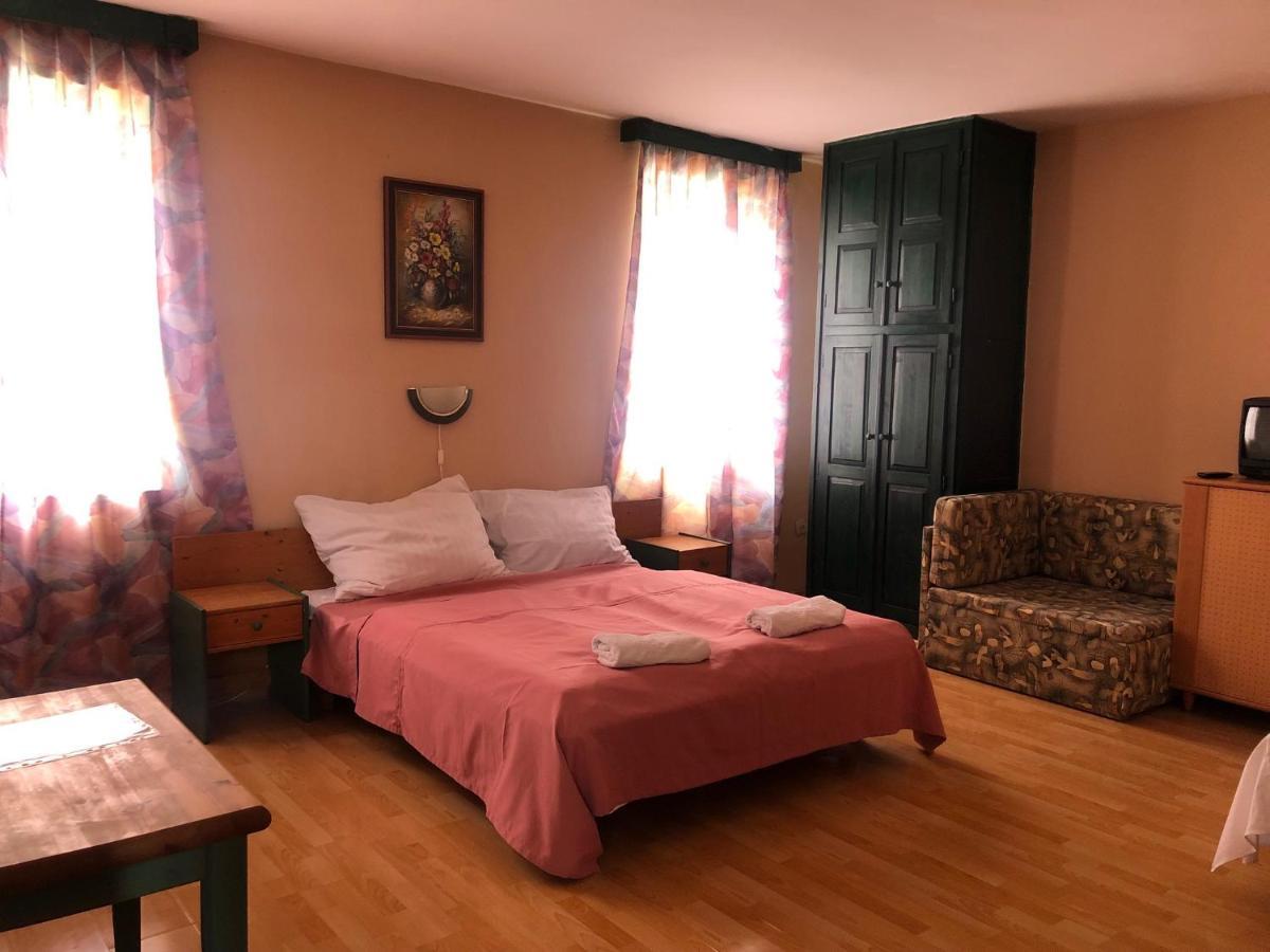 Ramona Schloss Siofok Bagian luar foto
