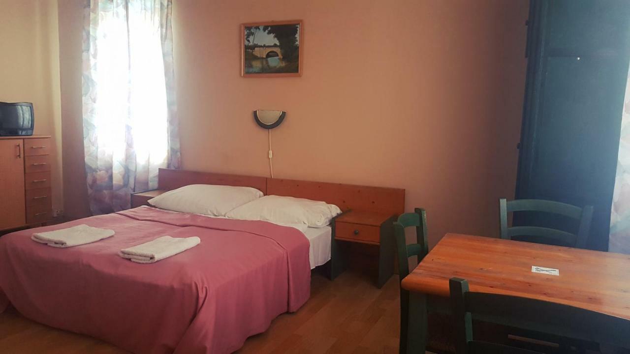 Ramona Schloss Siofok Bagian luar foto